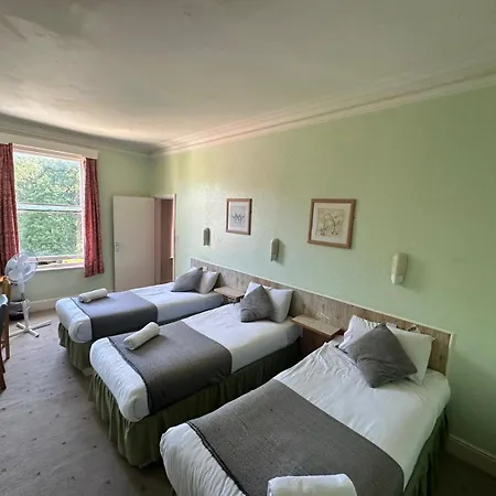Gables Hotel