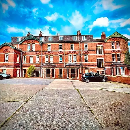 Gables 3*