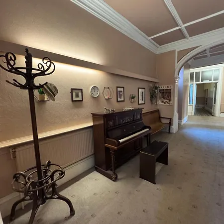 Gables Hotell 3*