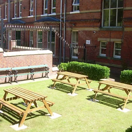 Gables Hotel